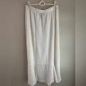 Chic White A-Line Skirt